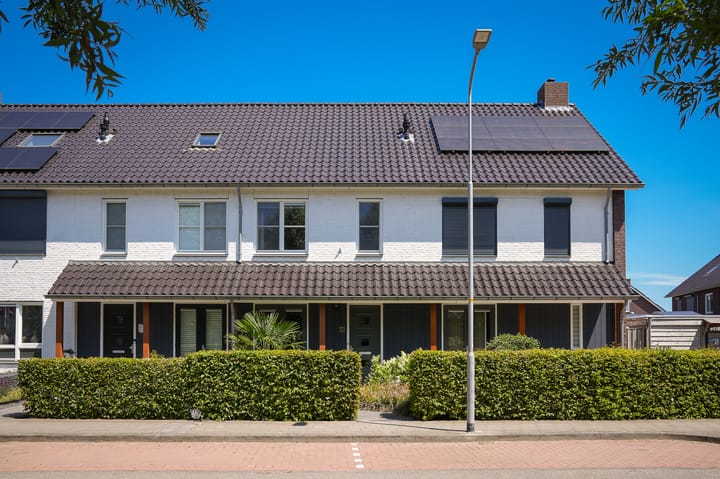 Veldlaan 21 in Beneden-Leeuwen