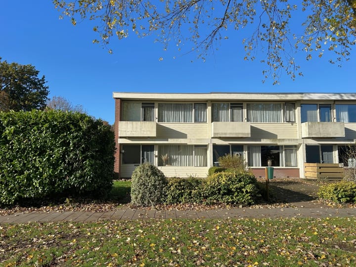 Veldlaan 80 in Emmen