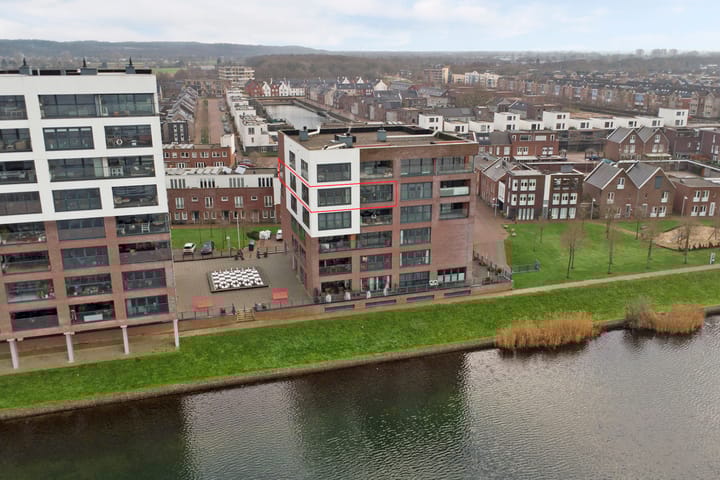 Veldoven 25 in Cuijk foto