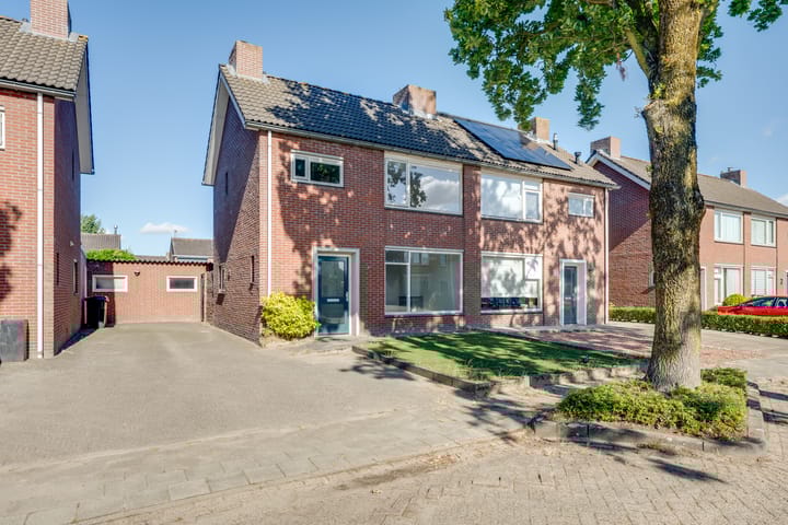 Veldstraat 8 in Udenhout