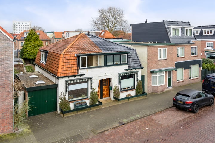 Photo of property Velserduinweg 155, IJmuiden