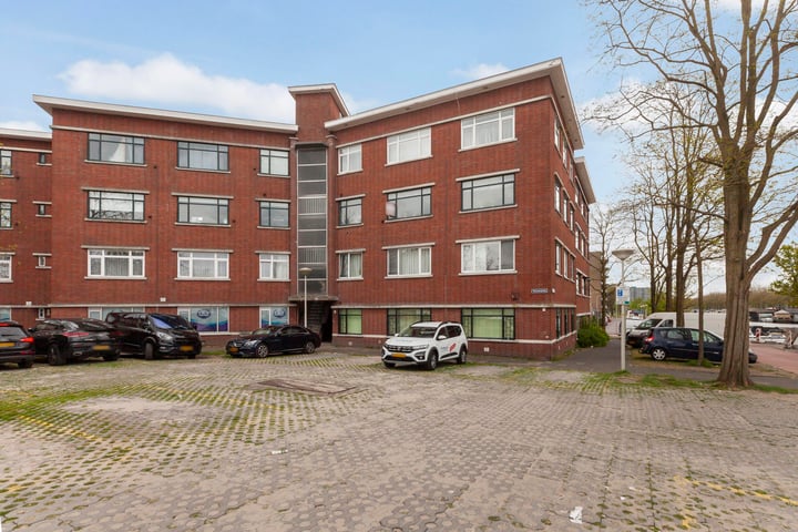 Veluweplein 24 in 's-Gravenhage