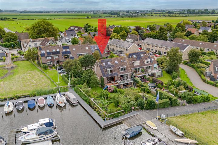 Venelaan 8 in Rijnsaterwoude