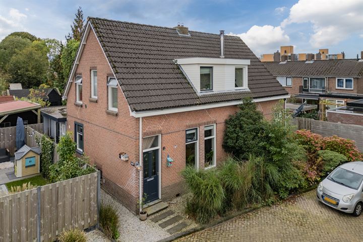 Venestraat 145A in Assen