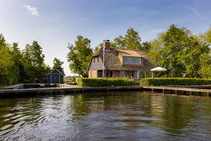 Veneweg 332 in Wanneperveen foto