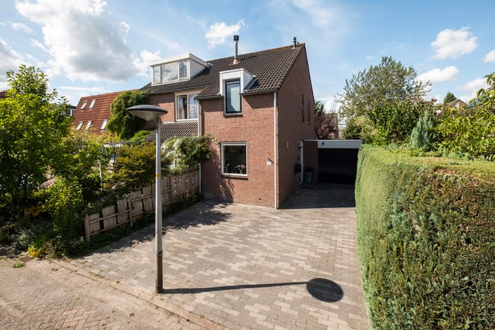 Venkel 27 in Dronten