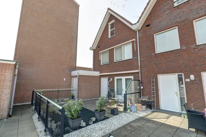 Venneperstraat 2B in Nieuw-Vennep