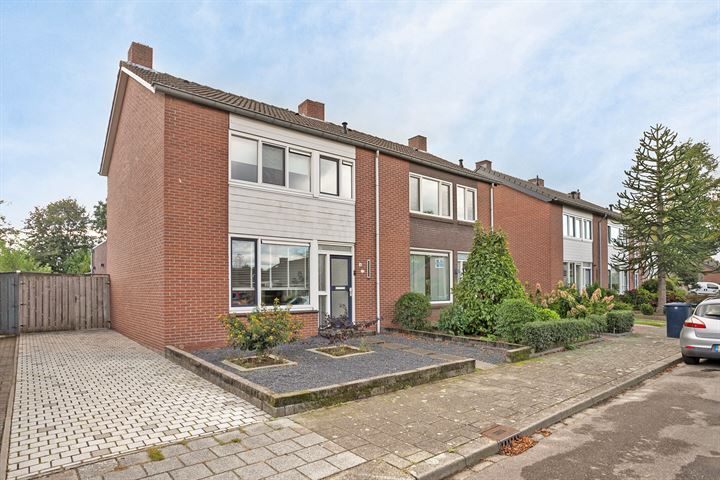 Venstraat 36 in Hegelsom