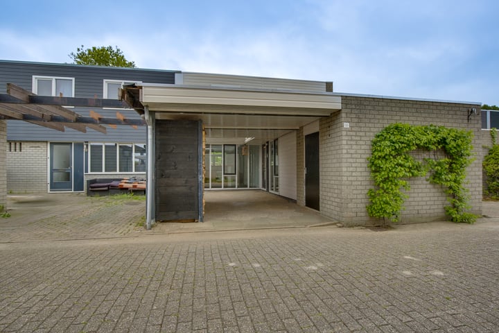 Venusstraat 16 in Emmeloord