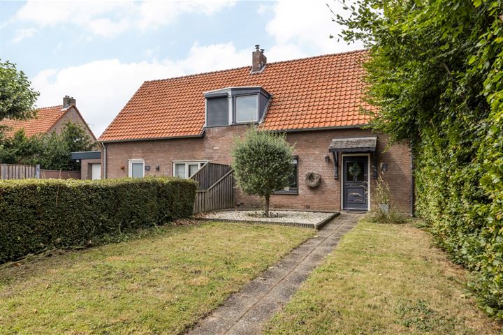 Venusstraat 19 in Geleen