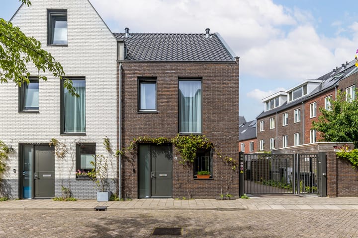 Verbrande Erven 6 in Schiedam photo