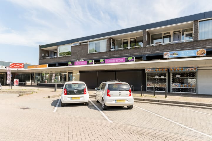 Verdiplein 103 in Tilburg photo
