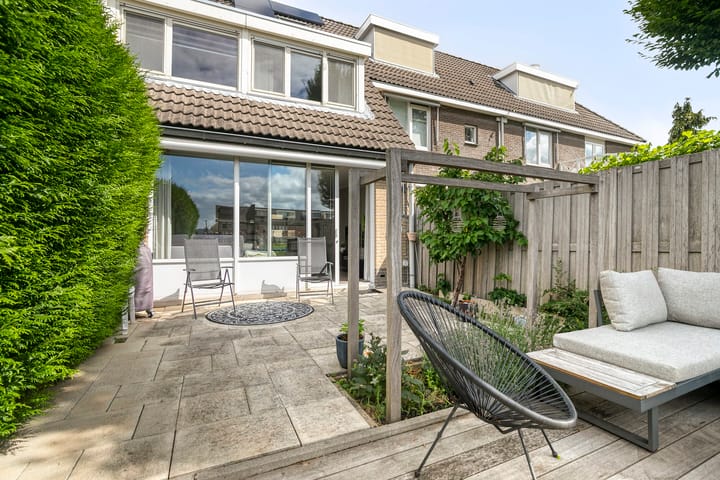 Photo of property Verdistraat 16, Capelle aan den IJssel