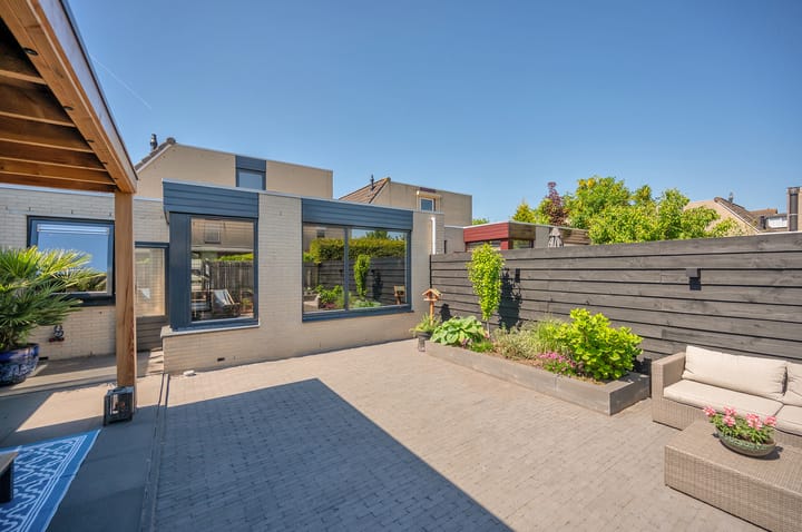 Vergeet-mij-nietjestraat 35 in Almere