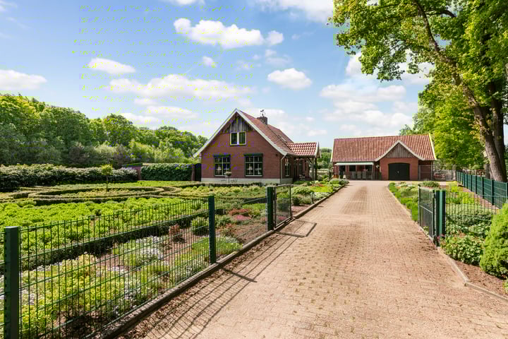 Photo of property Verlengde Meenweg 2, Markelo