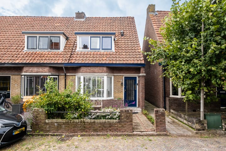 Photo of property Vermeerstraat 11, Leeuwarden