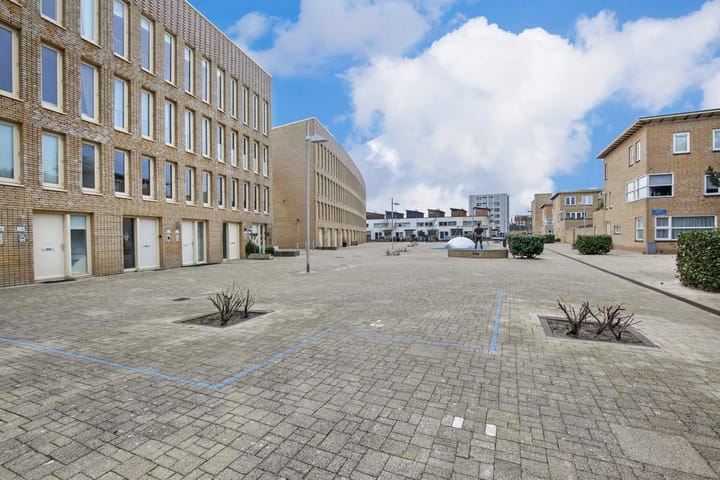 Verzetsplein 34 in Zandvoort foto