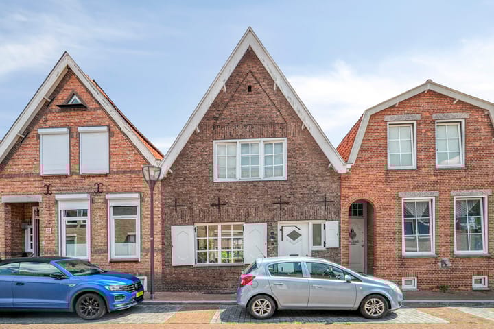 Photo of property Vestdijkstraat 19, Hulst