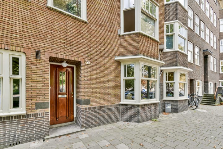 Victorieplein 29A in Amsterdam Foto