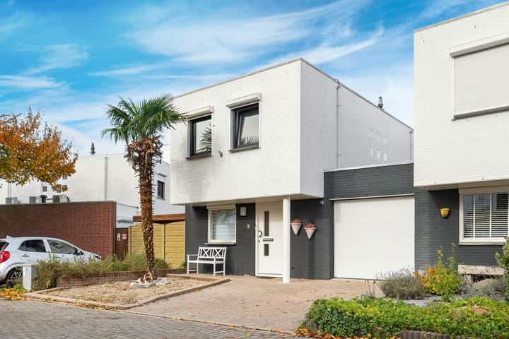 Photo of property Vierduitruwe 8, Maastricht