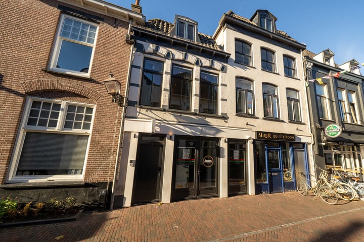 Vijhestraat 15A in Harderwijk