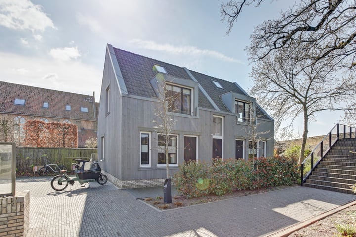 Vijhestraat 1C in Harderwijk