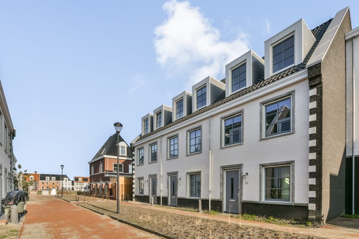 Vijverhof 10 in Weesp