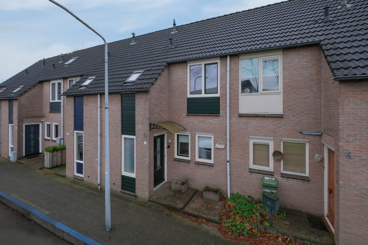 Vijverhof 35 in Almelo