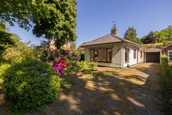 Photo of property Vijverlaan 2, Sassenheim