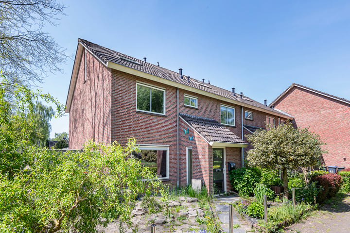 Vijverpad 44 in Gendringen