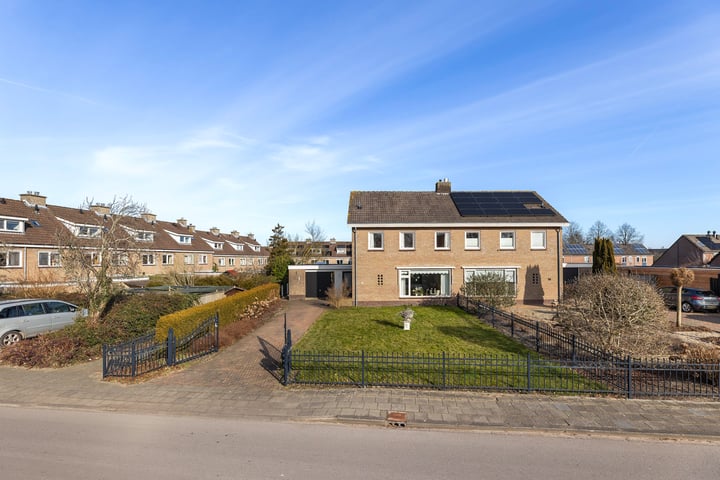 Photo of property Vijzelpad 58, Hattem