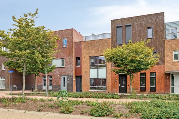 Villa Waterranonkel 35 in Waalwijk