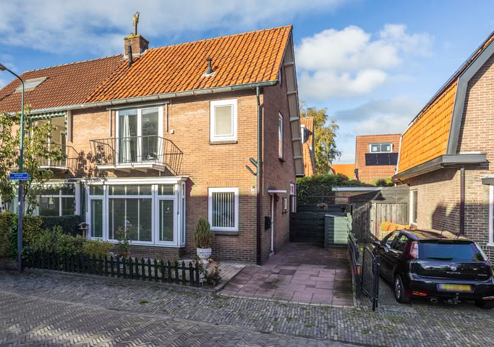 Photo of property Vincent van Goghstraat 10, Baarn