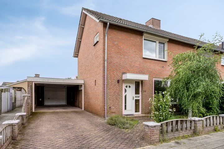 Vincent van Goghstraat 16 in Bergen L