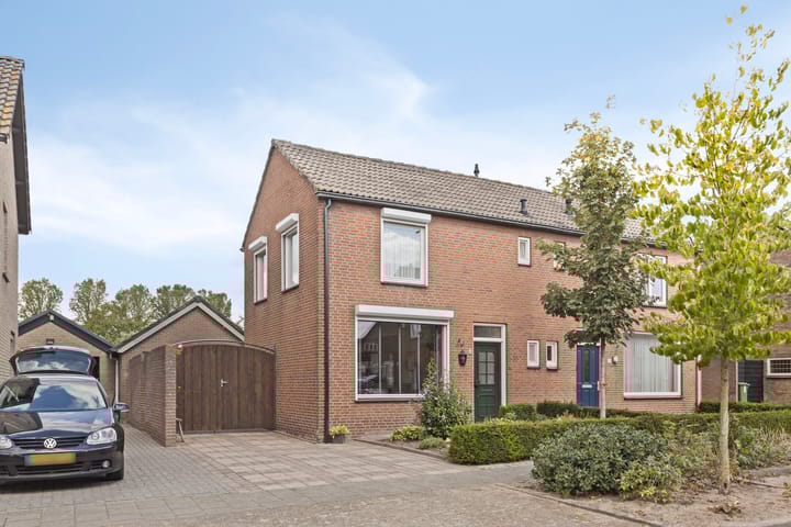 Vinkenheuvel 18 in Esch