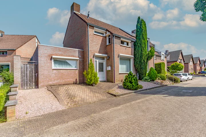 Vinkenhof 16 in Elsloo
