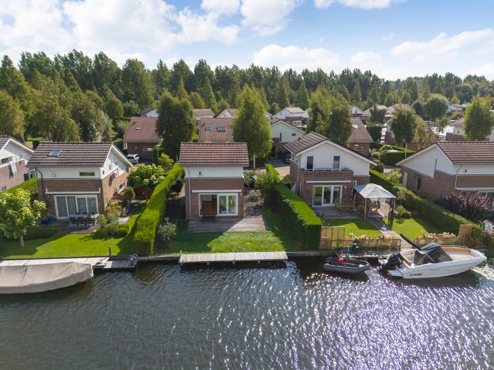 Photo of property Vinkenkade 77R-206, Vinkeveen