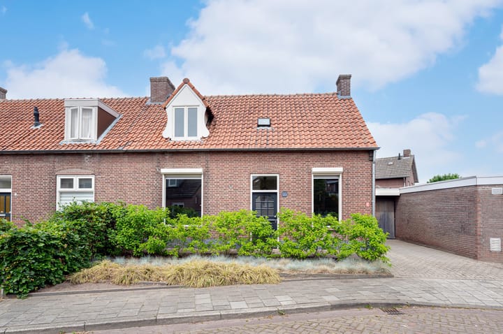 Violenstraat 2 in Sint-Oedenrode