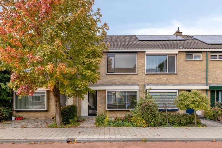 Photo of property Virgostraat 3, Spijkenisse