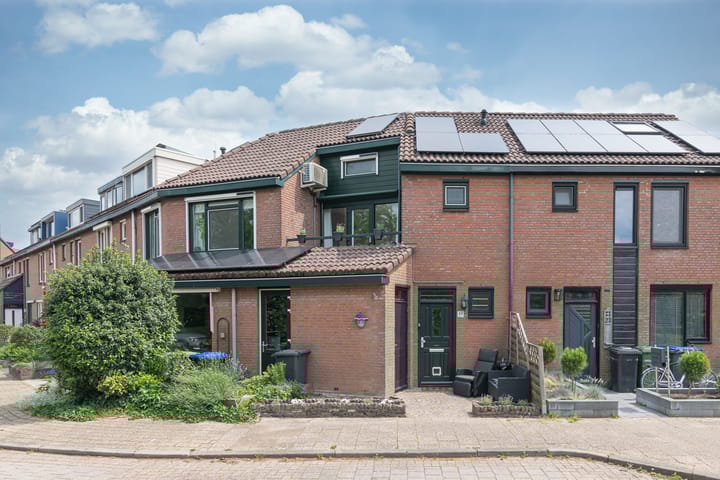 Visarendsingel 22 in Nieuwegein