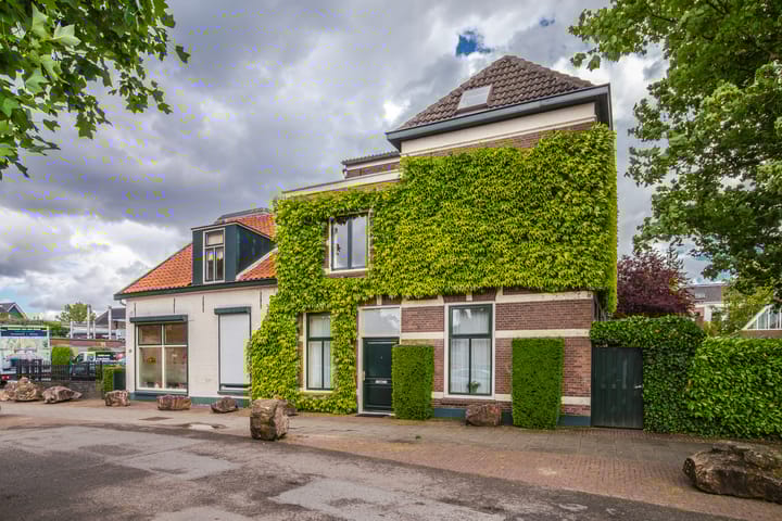 Vlashofstraat 10 in Velp