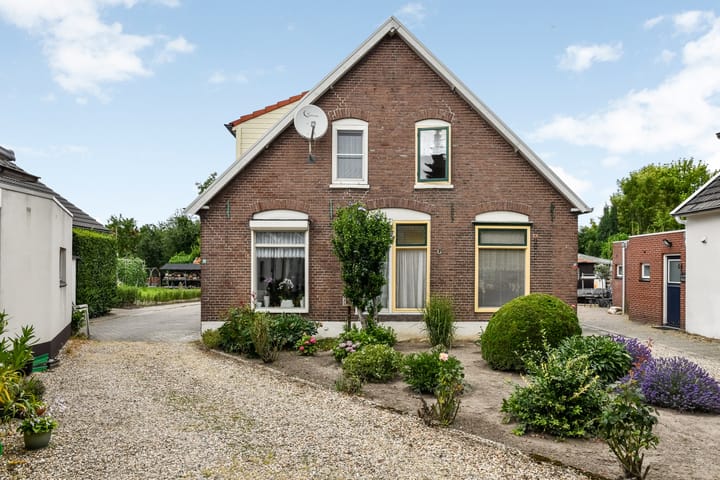 Vlasstee 12 in Elst