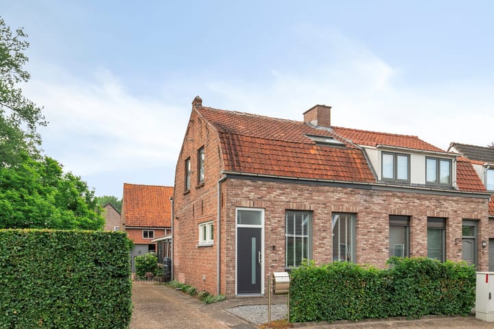 Vlasstraat 27 in Heikant