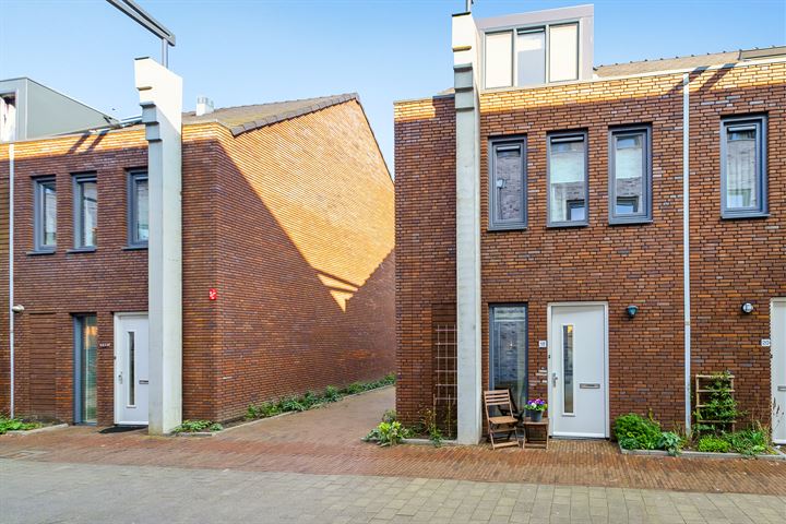 Vlechtdraadhof 18 in Utrecht