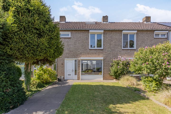 Vleeshouwersdreef 22 in Maastricht photo