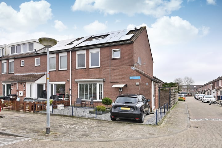 Vleetstraat 1 in Almere