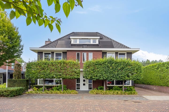 Vleutloop 11 in Heesch