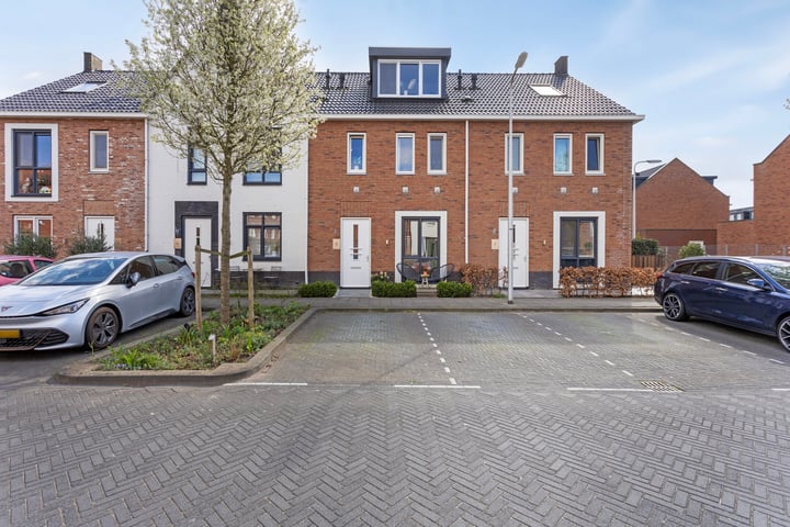 Photo of property Vlielandstraat 5, Gouda