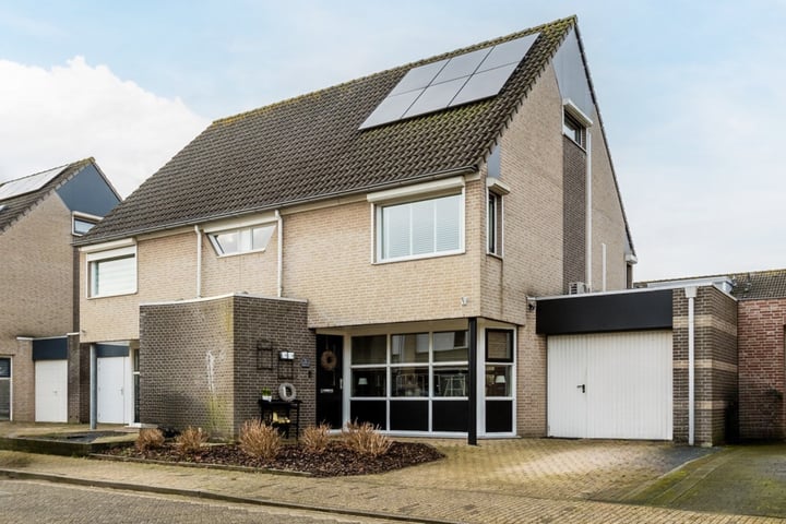 Photo of property Vlierbes 15, Halsteren