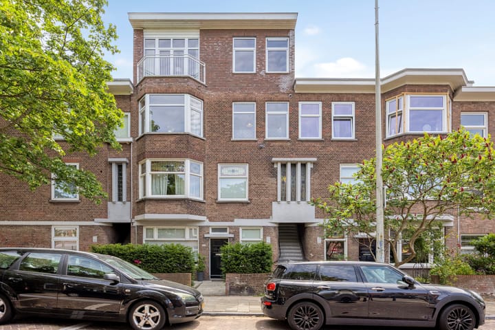 Photo of property Vlierboomstraat 228, 's-Gravenhage